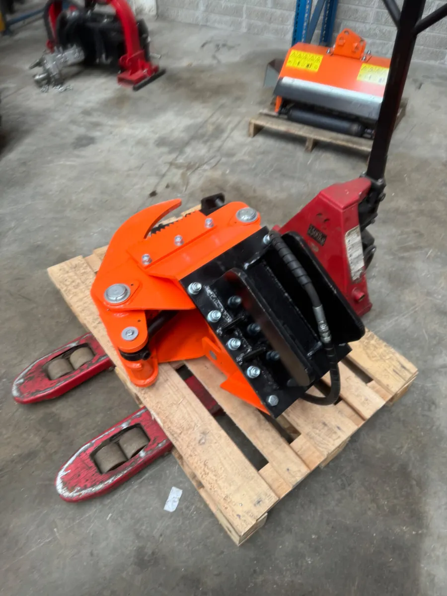 Tree Shears - Image 1