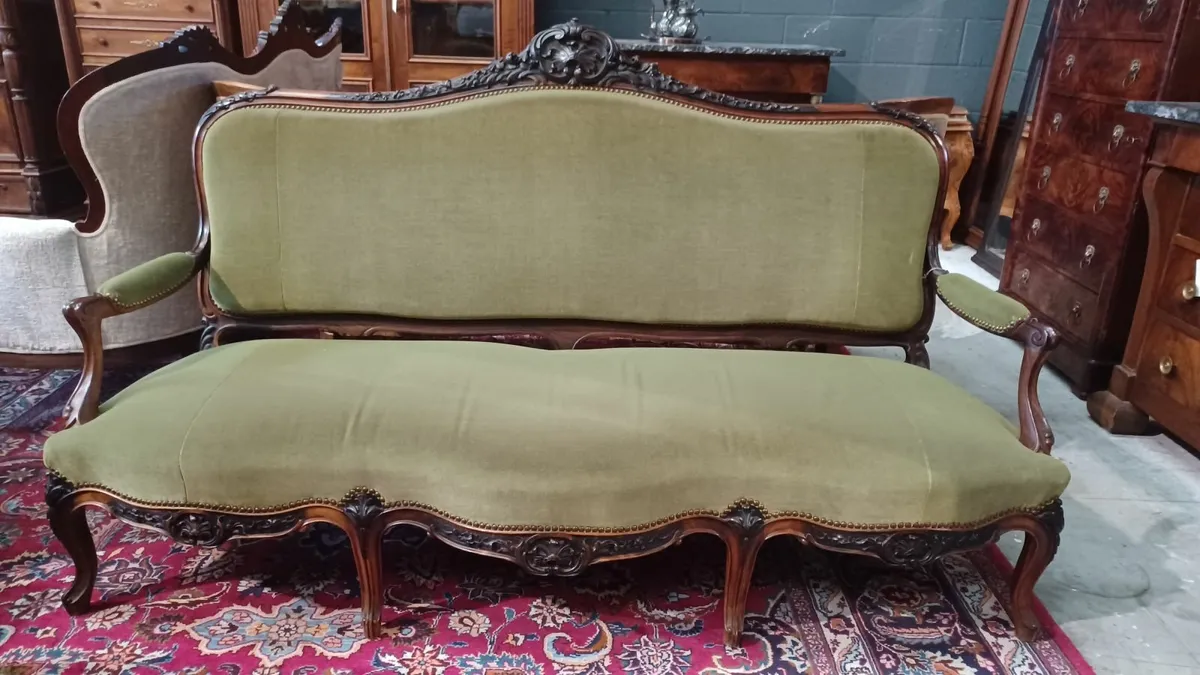 Louis XV Rosewood sofa with original upholstery - Image 1