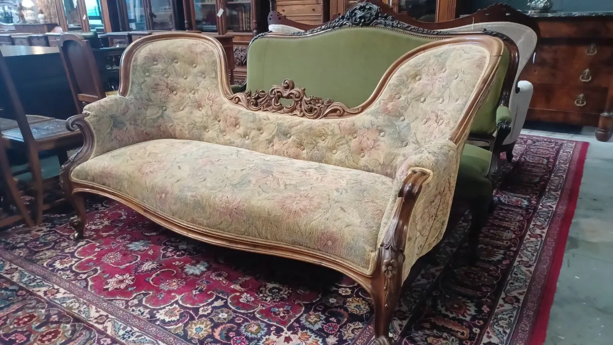 French sofa of Louis XV fleurs dans le brouillard - Image 1