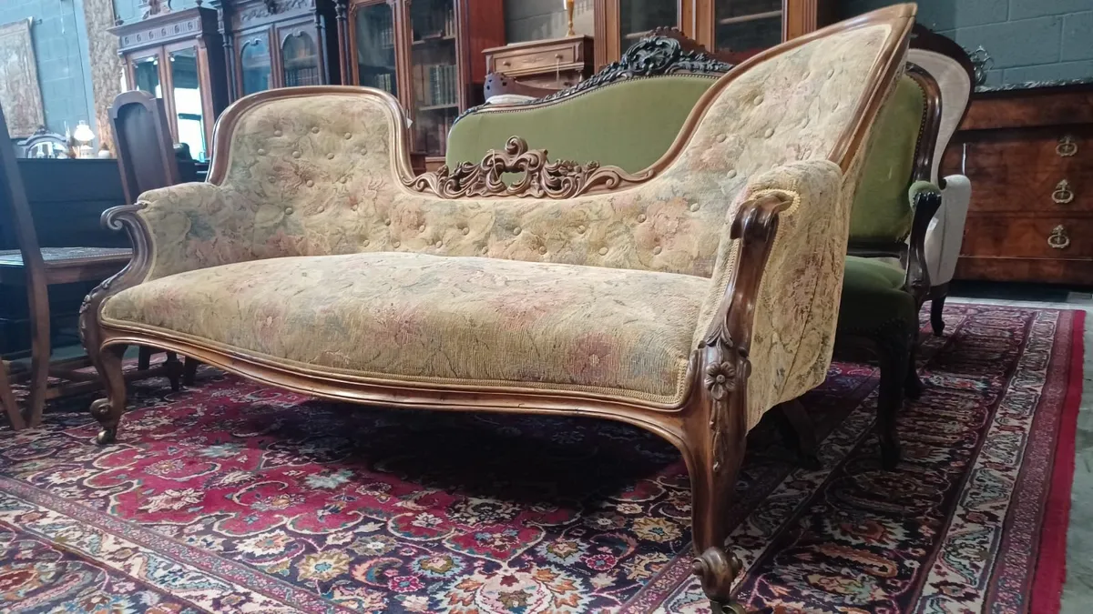 French sofa of Louis XV fleurs dans le brouillard - Image 3