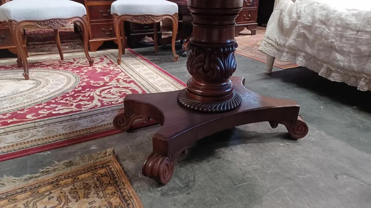 William IV Mahogany Drop Leaf Centre Table - Image 2