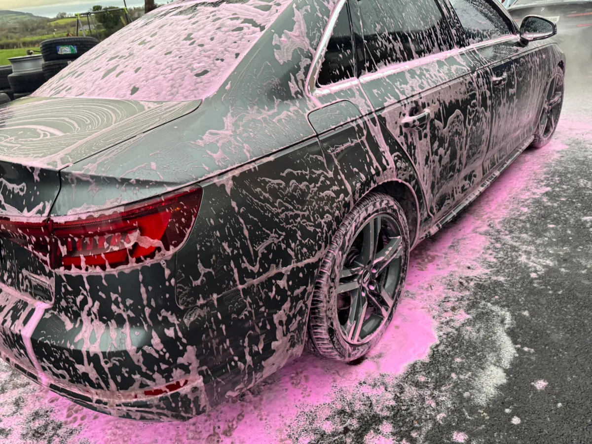 Ultimate pink snow foam 5litre - Image 1