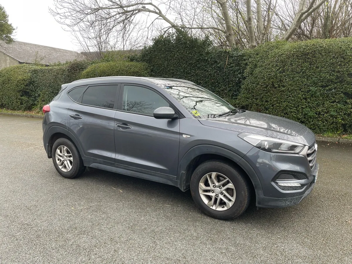 162 Hyundai Tucson Commercial - Image 1