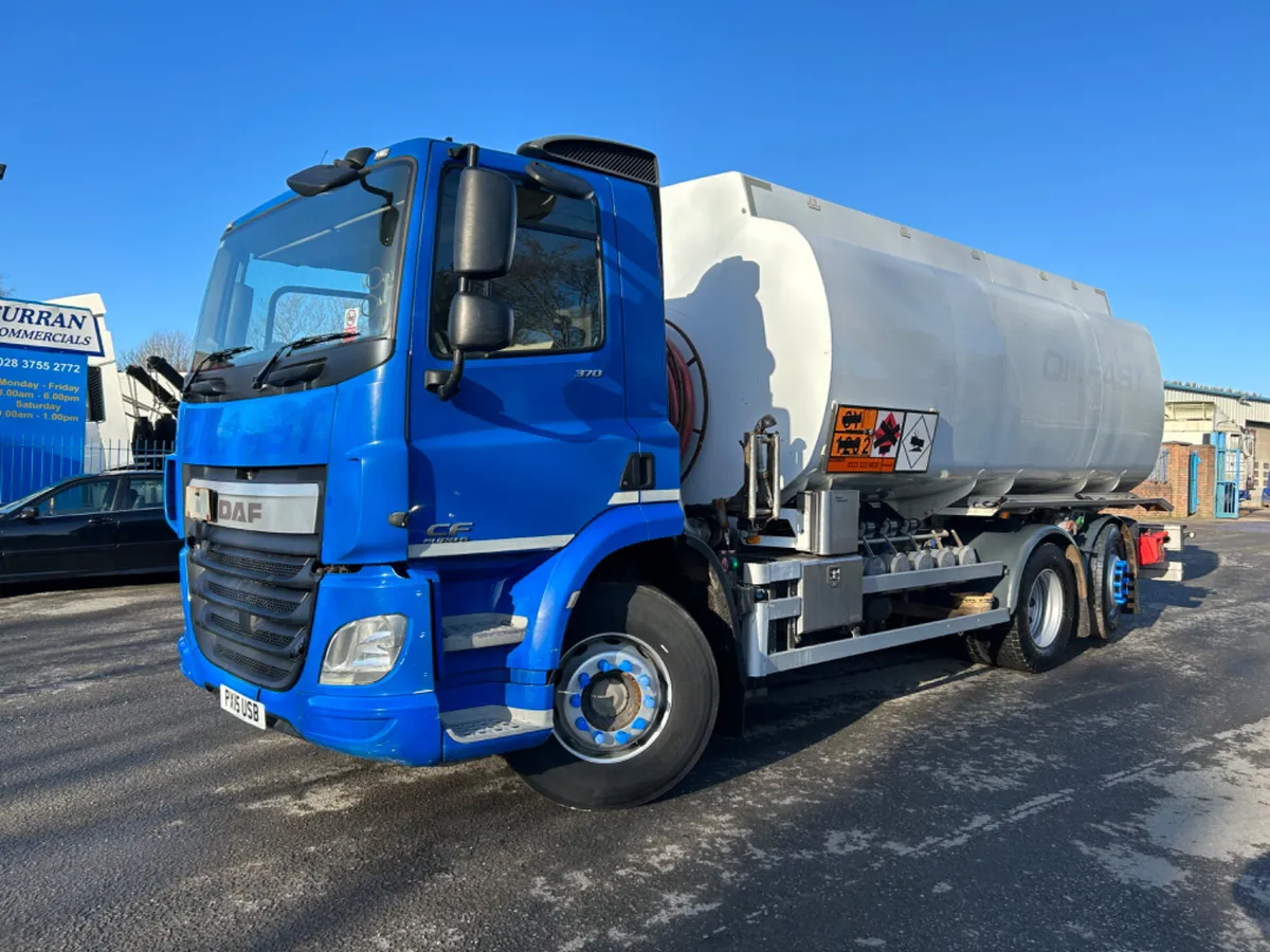 2015 Daf cf 370 6x2 26 ton fuel tanker - Image 1