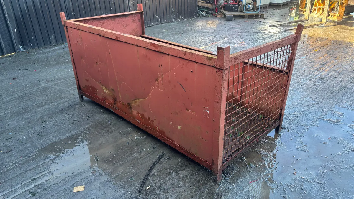 Basket / Cage - Image 4