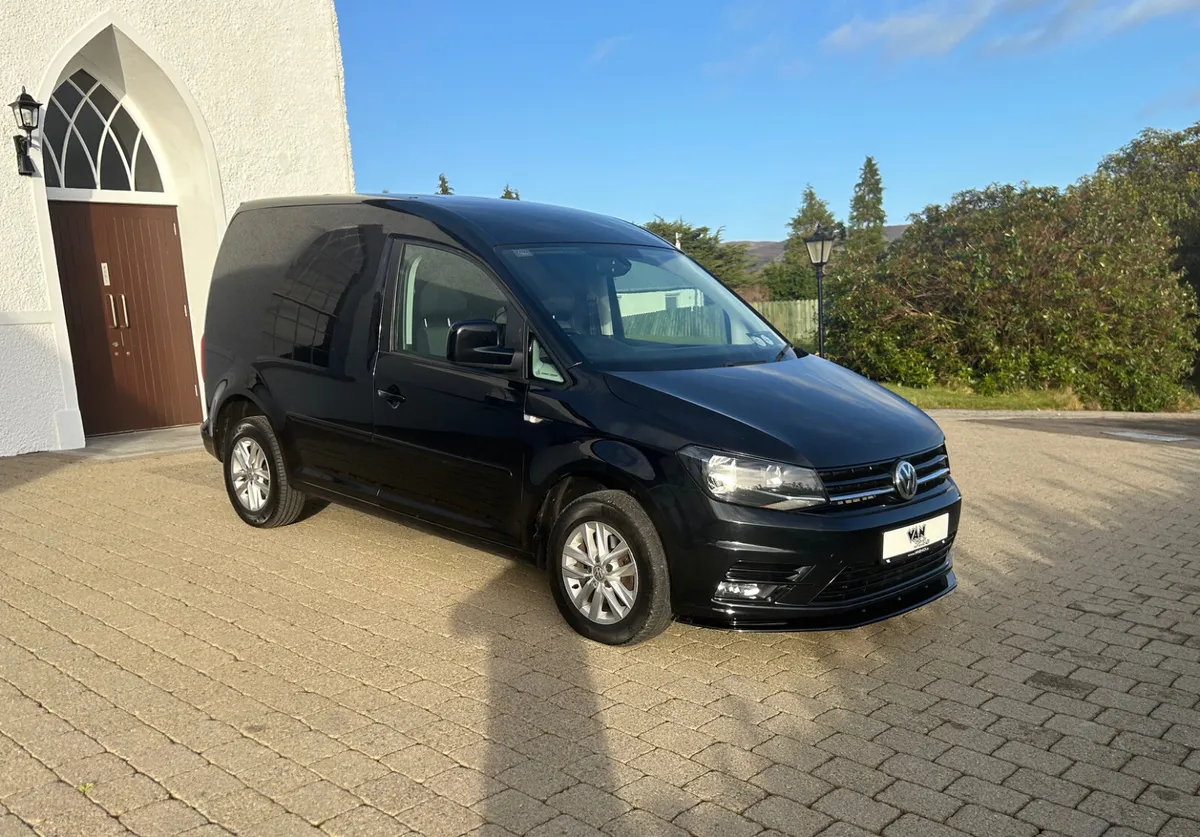 2018 (182reg) Volkswagen Caddy Highline NO VAT - Image 1