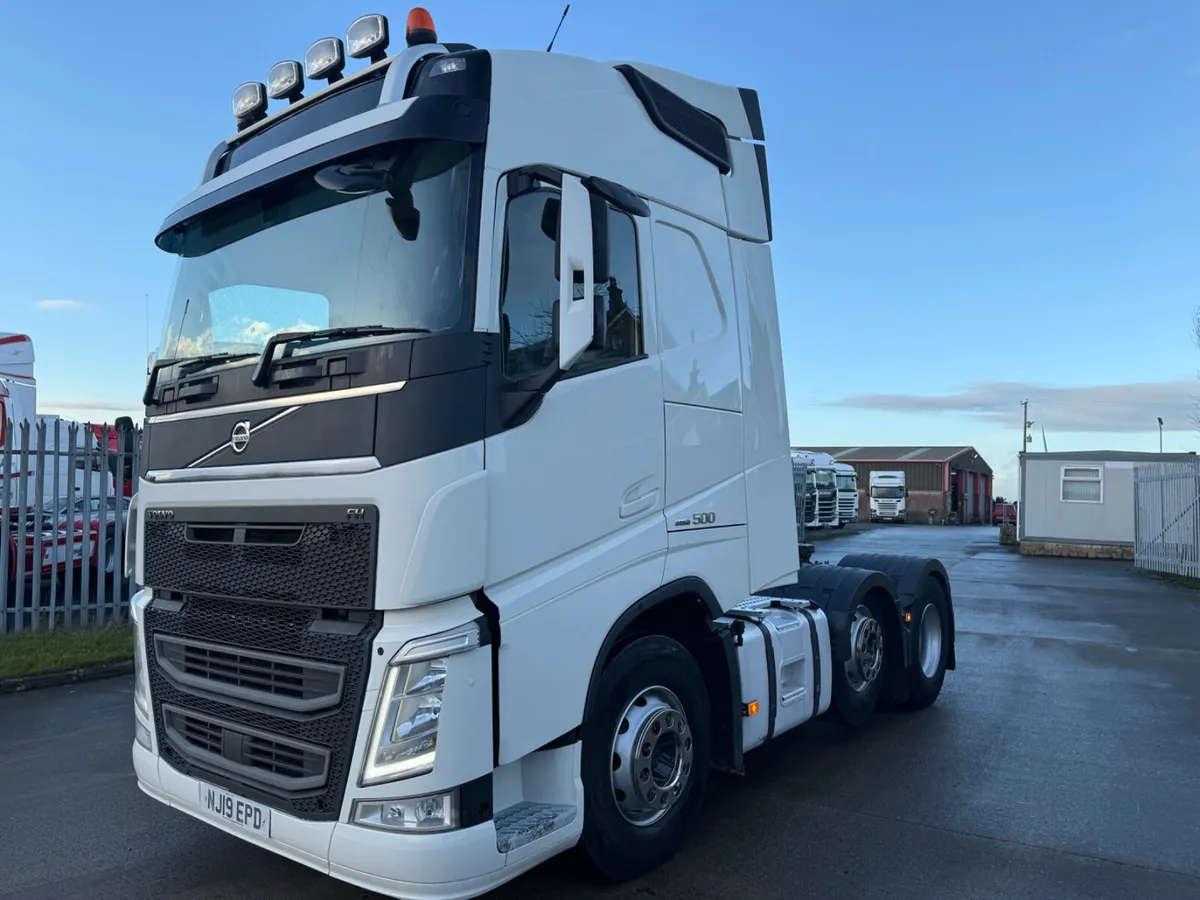 2019 Volvo FH500 6x2 Globetrotter - Image 2