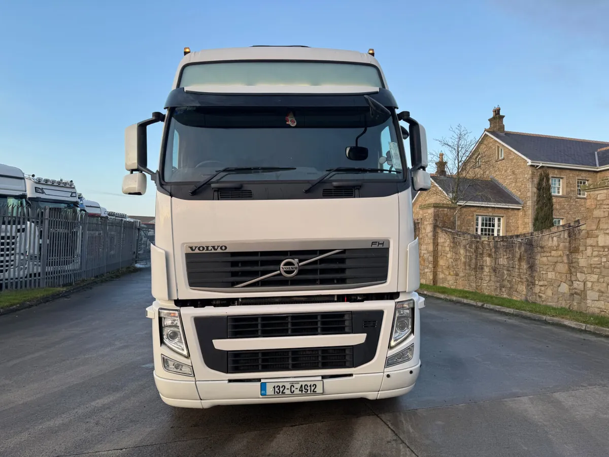2013 Volvo FH500 6x2 XL Globetrotter - Image 3