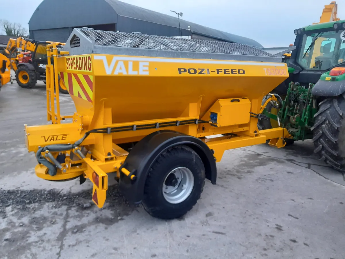 Vale TS3000 Salt Gritter Unused 2018  (17919) - Image 2