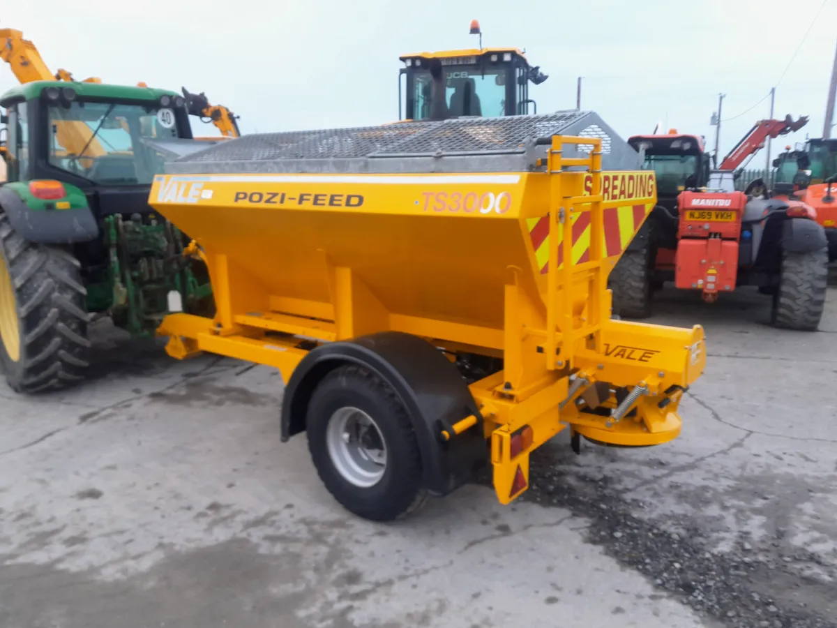 Vale TS3000 Salt Gritter Unused 2018  (17919) - Image 4
