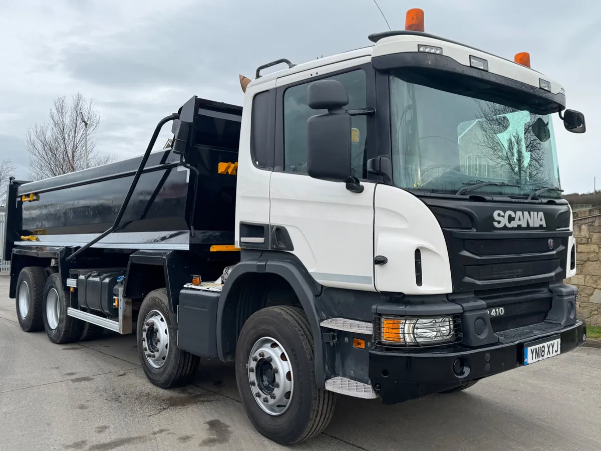 2018 Scania P410 8x4 Tipper - Image 1
