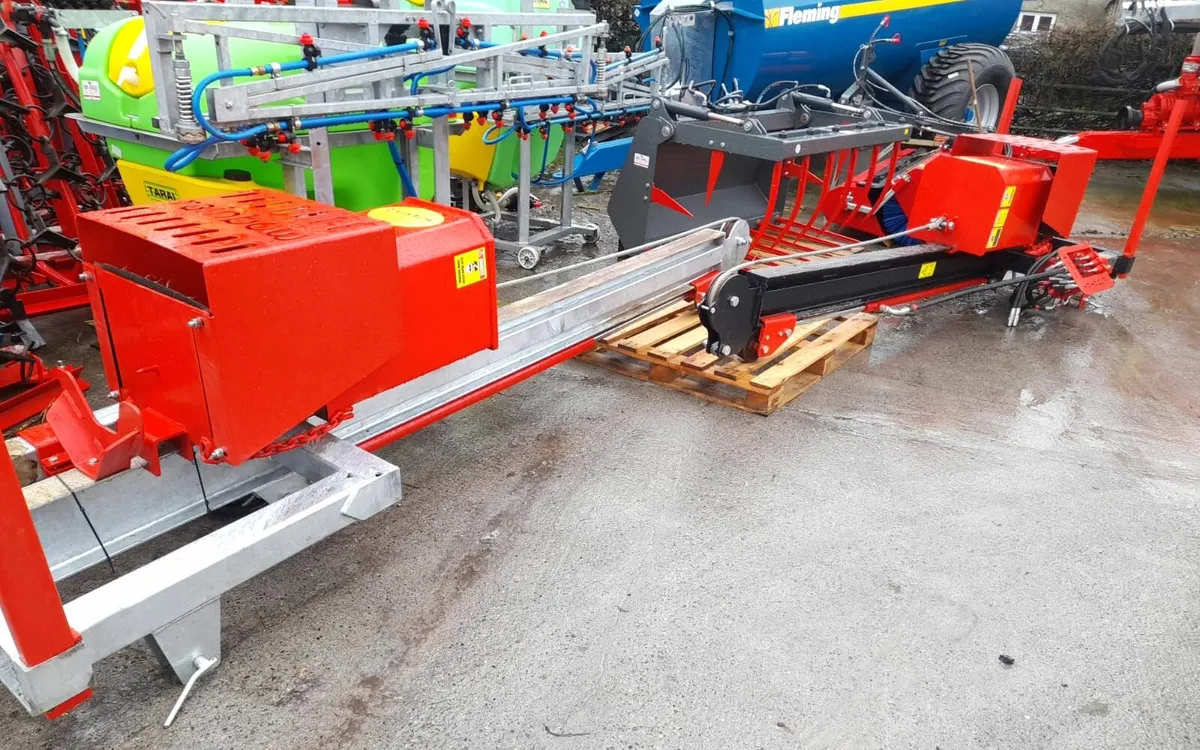 NEW HYDRAULIC POST DRIVERS - Image 1