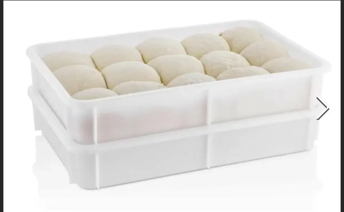 Plastic stackable pizza dough trays. 600 x 400