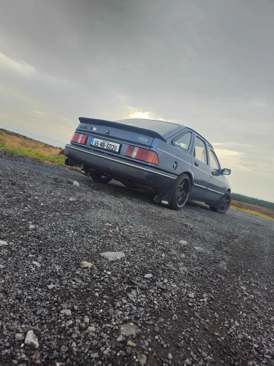 Ford sierra - Image 4
