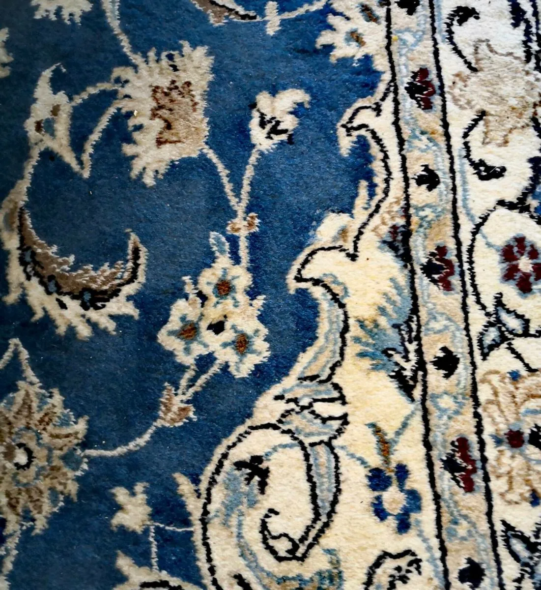 Hand knotted P.ersian wool rug 200x115cm - Image 2