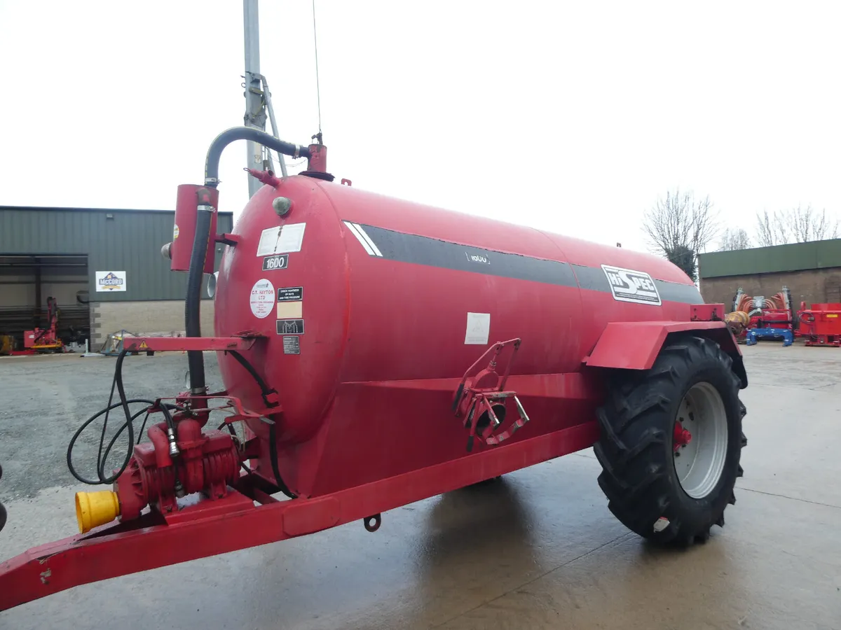 Hi Spec 1600 Tanker - Image 1