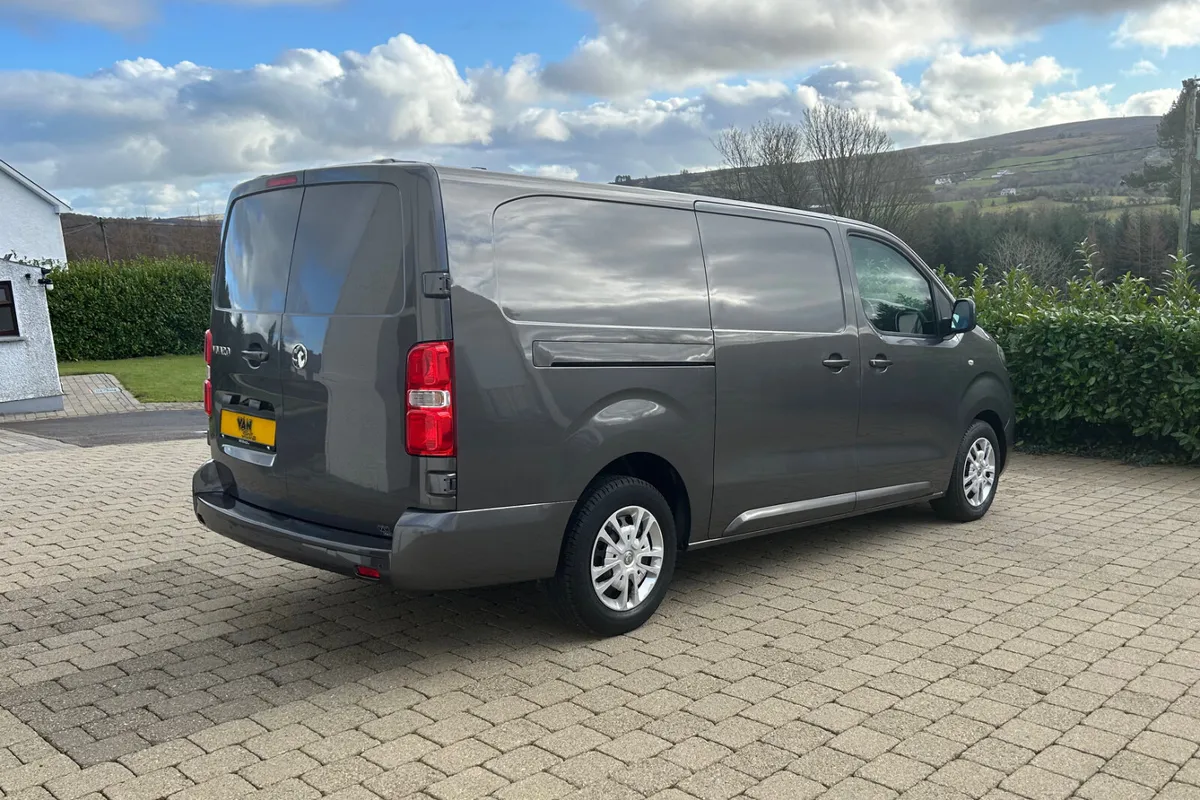 2020 Vauxhall Vivaro Sportive LWB Titanium Grey - Image 4