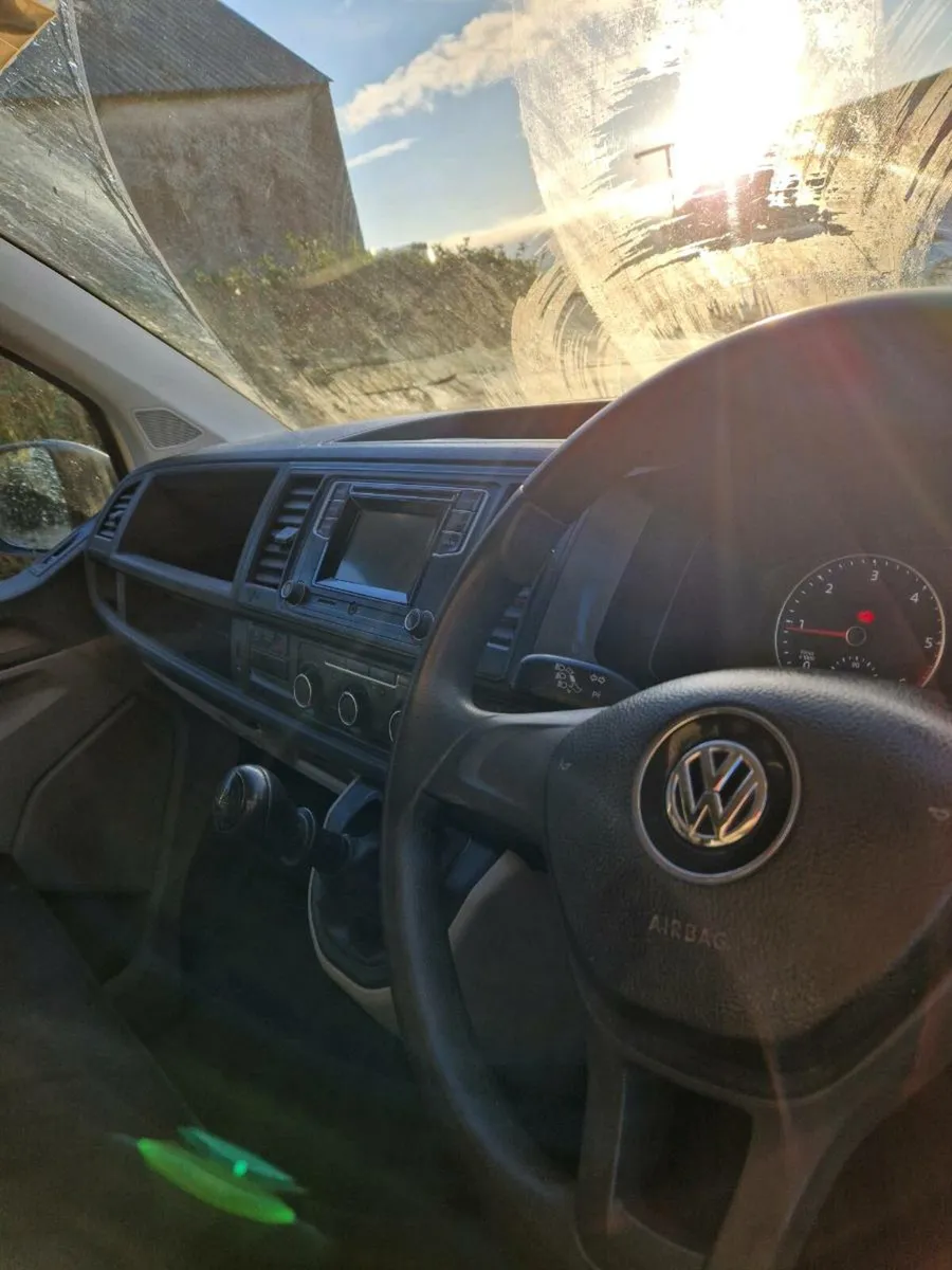 Volkswagen transporter - Image 3