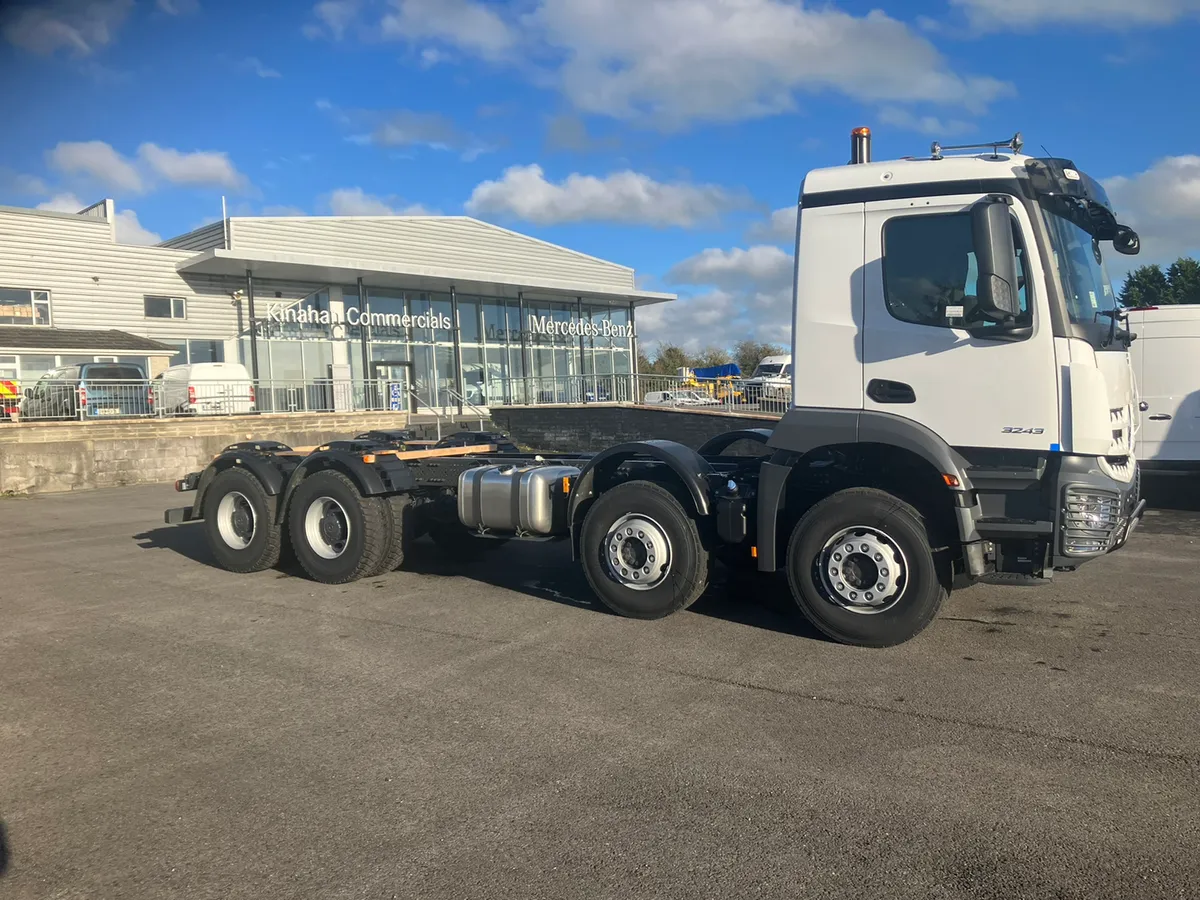 New 2025 Mercedes Benz Arocs 3243 8x4. - Image 2