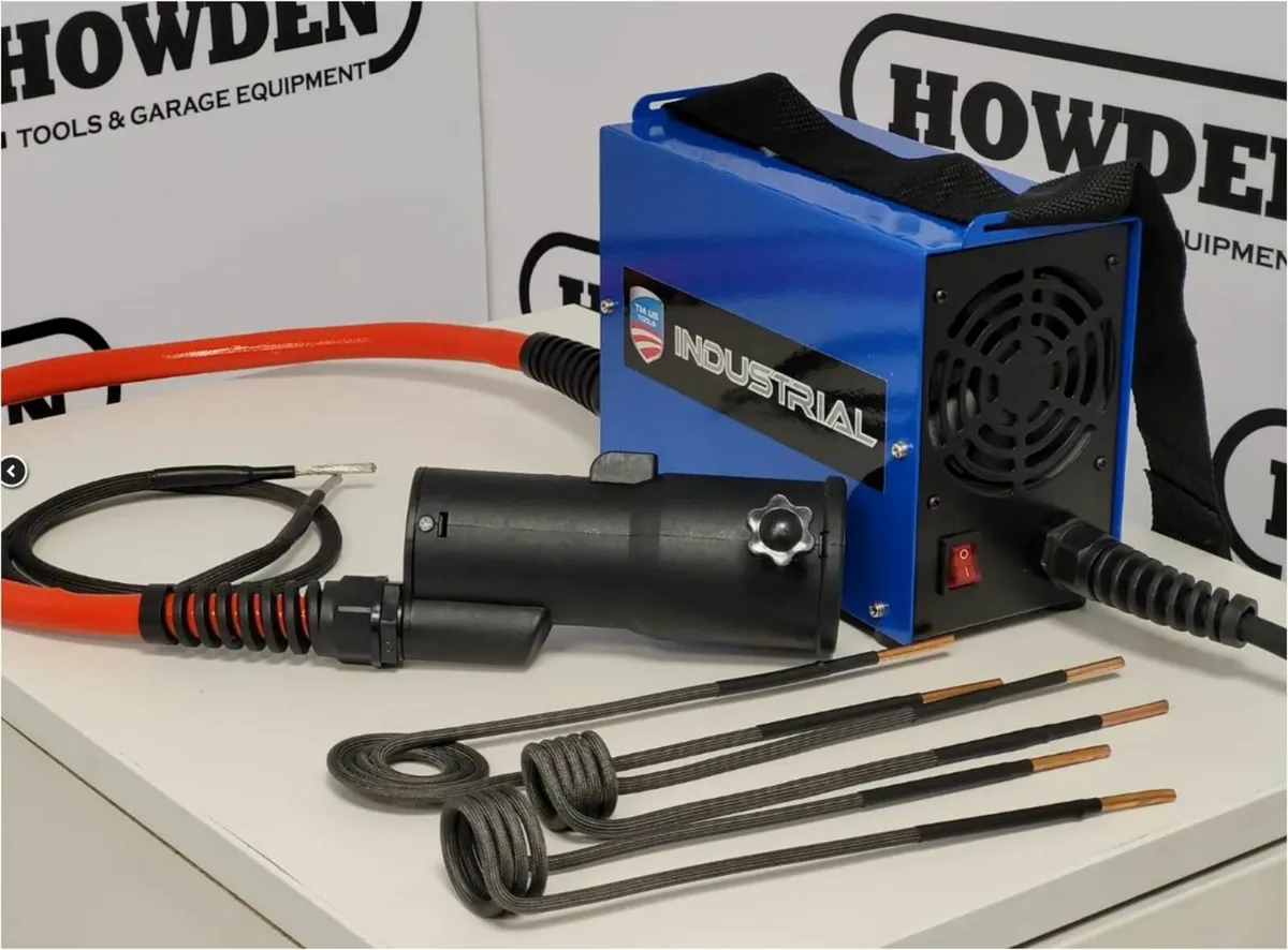 Digital Display Portable Induction Heater 1800W 23 - Image 1