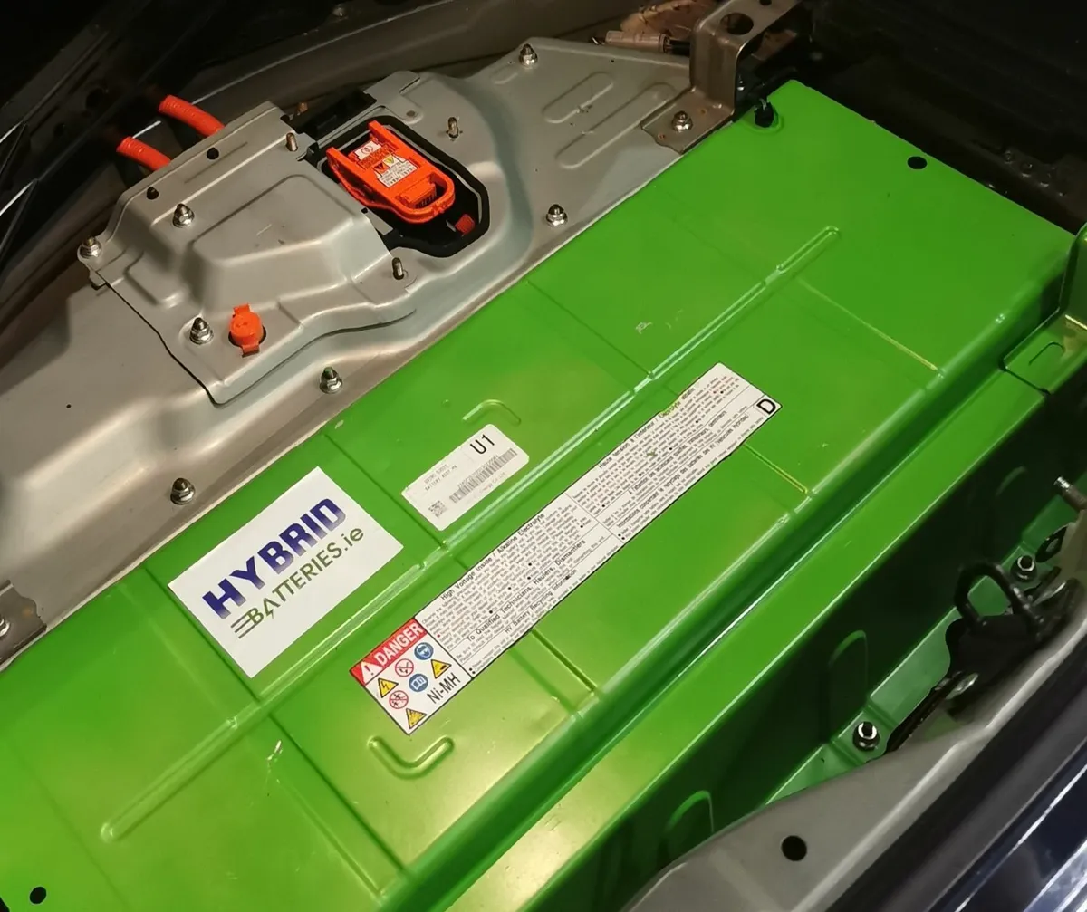 Hybrid Battery Replacement & Mobile Installation - Image 4