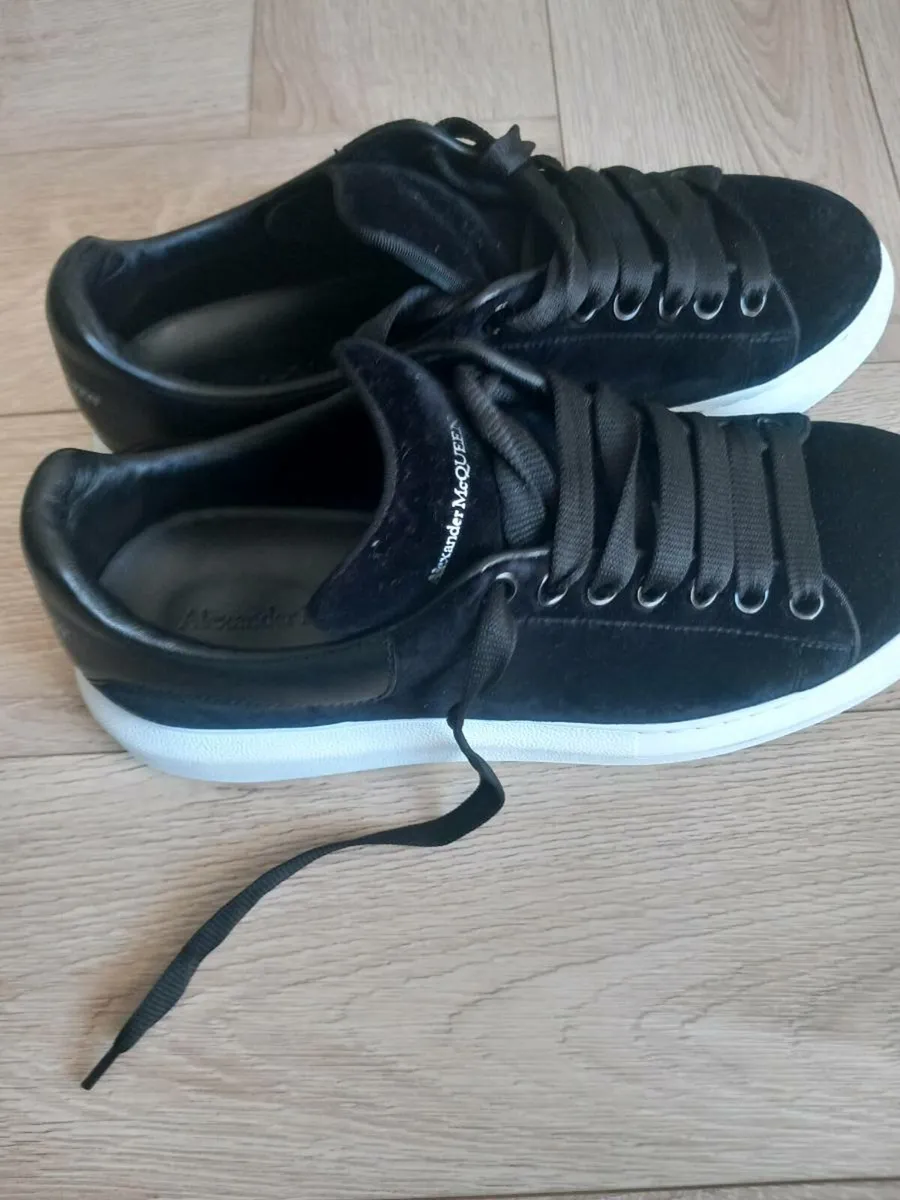 ALEXANDER MCQUEEN - Image 2