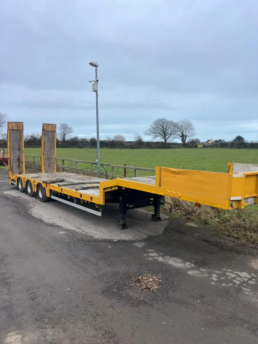 3 axle Nooteboom low loader - Image 1