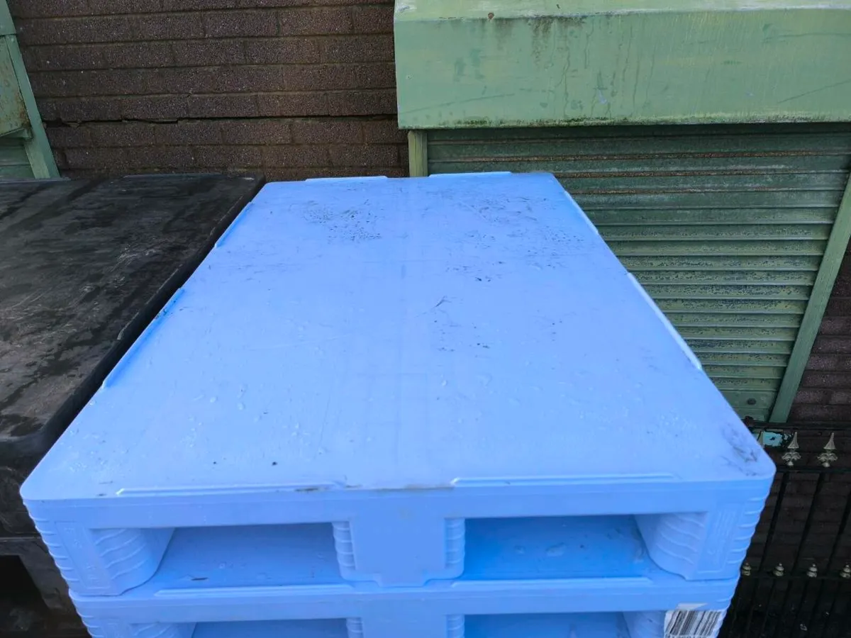 Heavy duty plastic pallets - Image 3