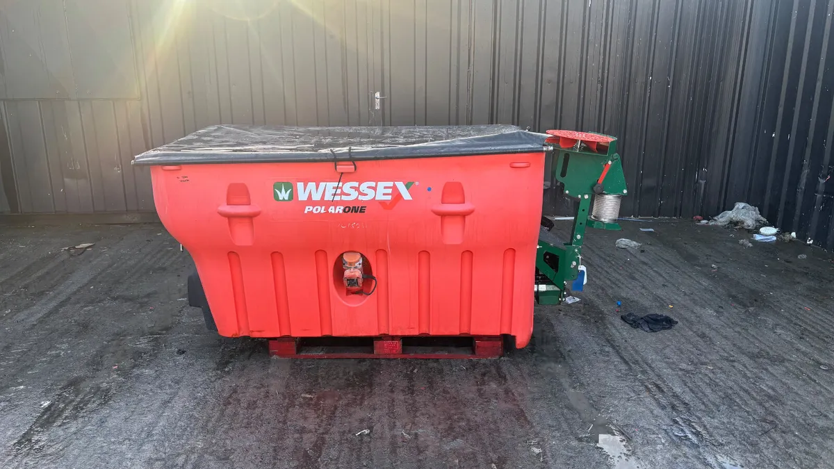 New & Unused Wessex Polarone 900GT Salt Spreader - Image 3
