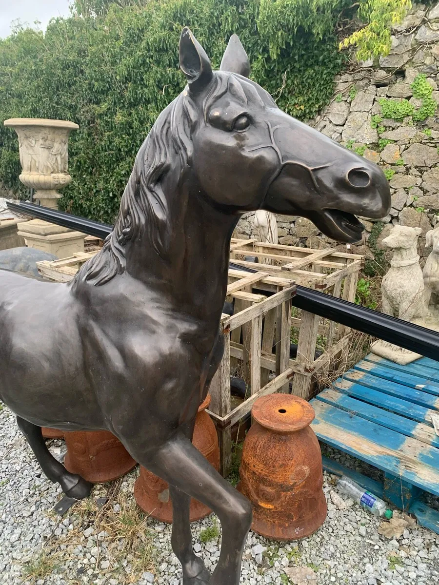 Bronze horse - Image 3
