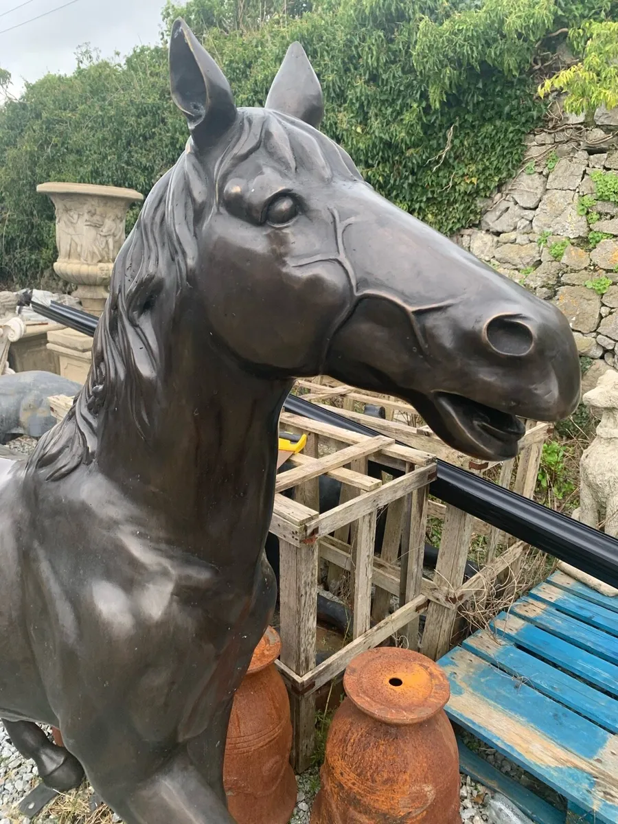 Bronze horse - Image 4
