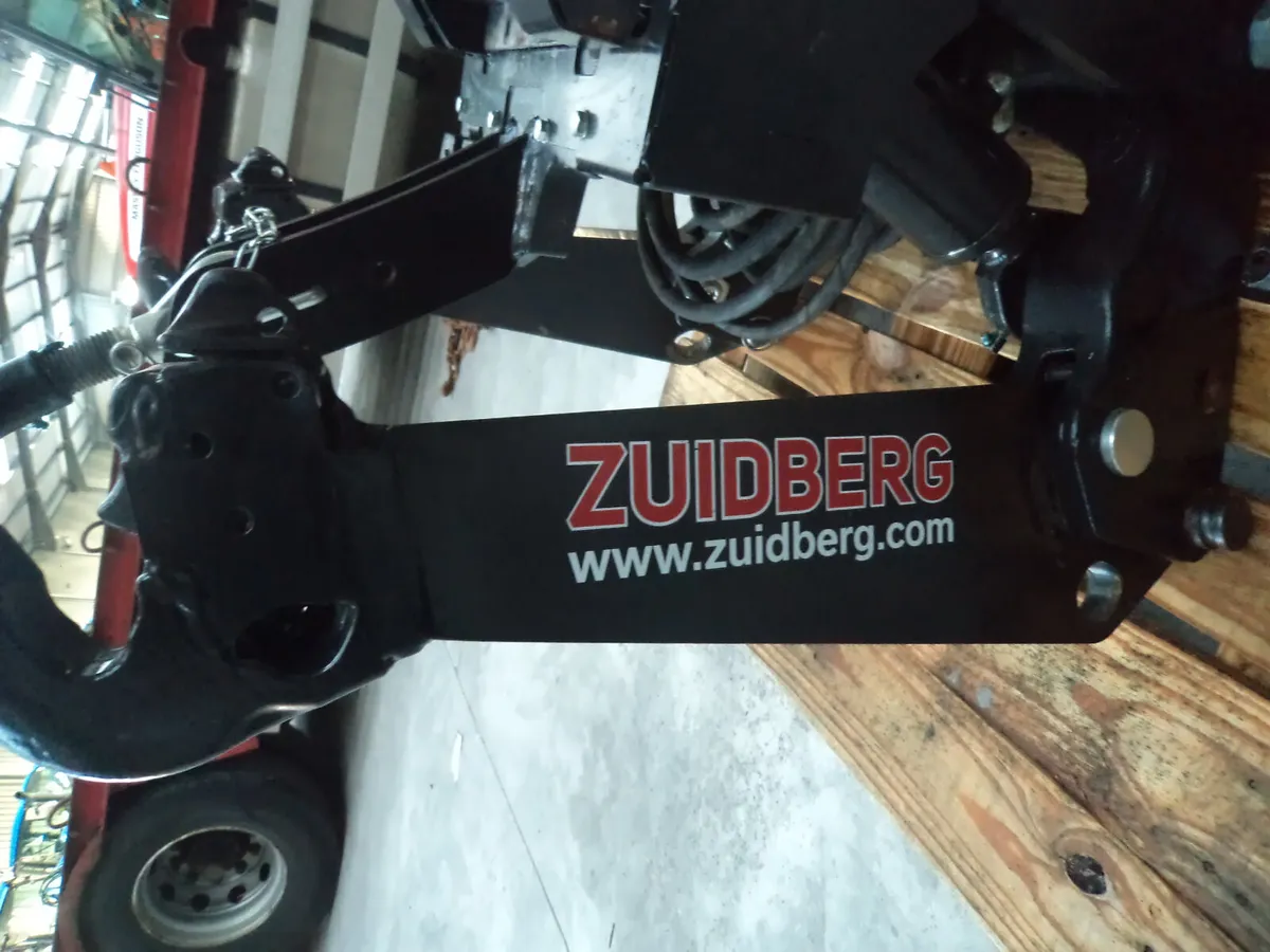 Zuidberg Front Linkage - Image 2