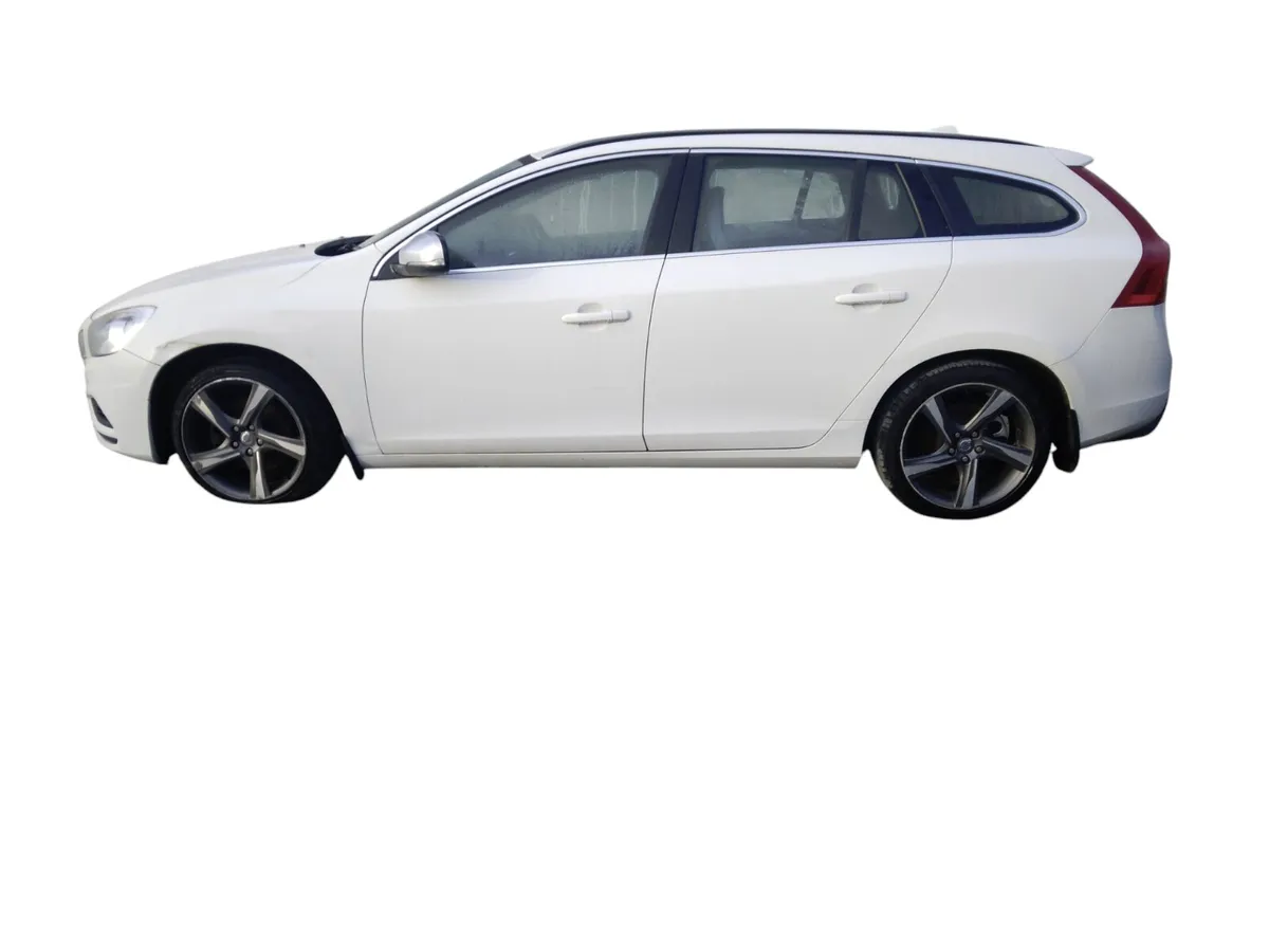 2011 VOLVO V60 For Breaking/Dismantling - Image 2