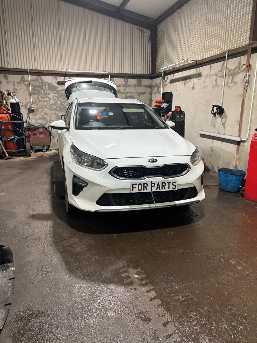 For breaking Hyundai Tucson - Image 4