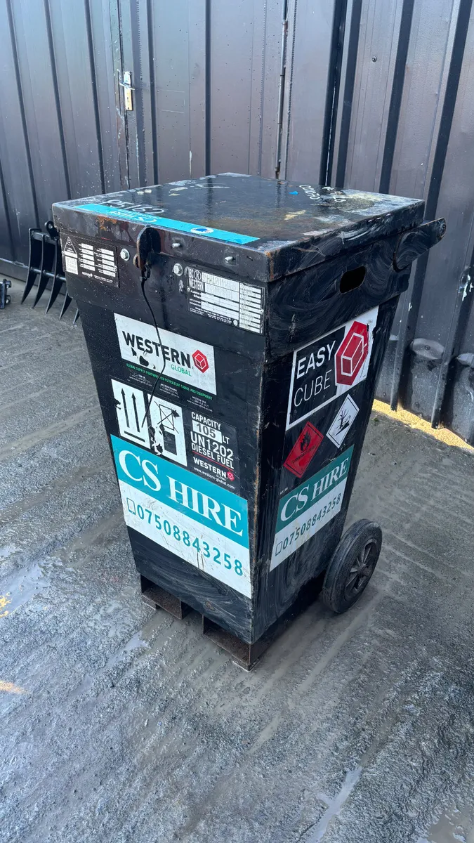 105L Western Fuel Caddy - Image 2