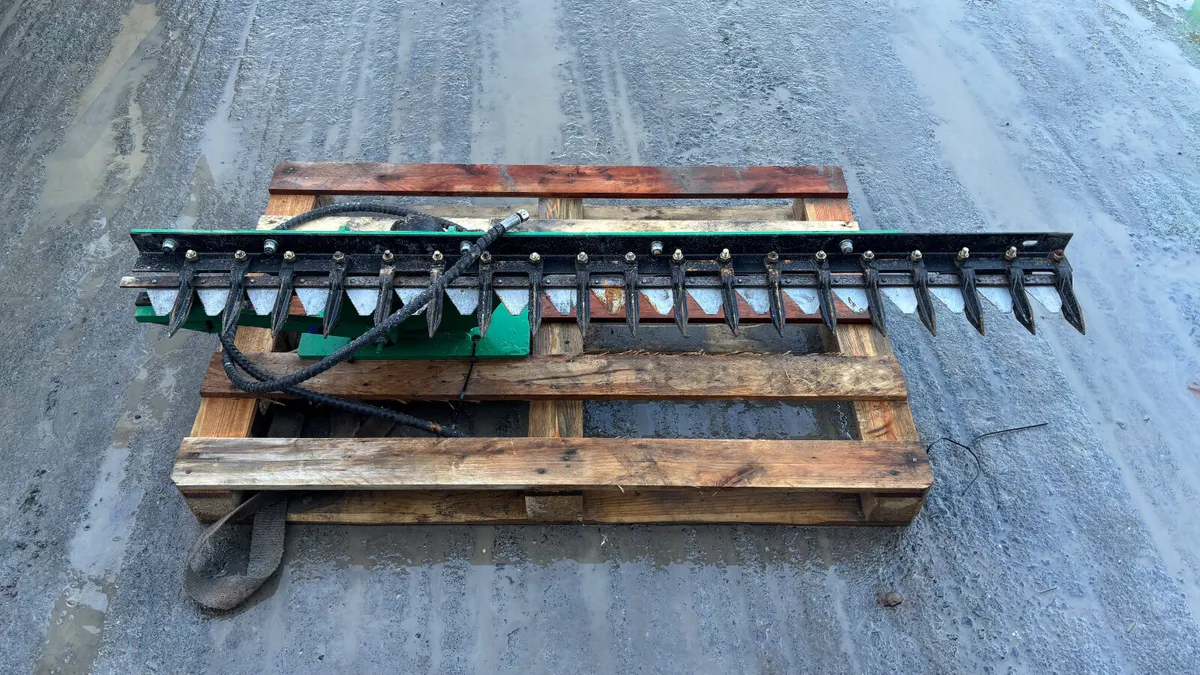 Solmek Hydraulic Finger Bar Mower - Image 4