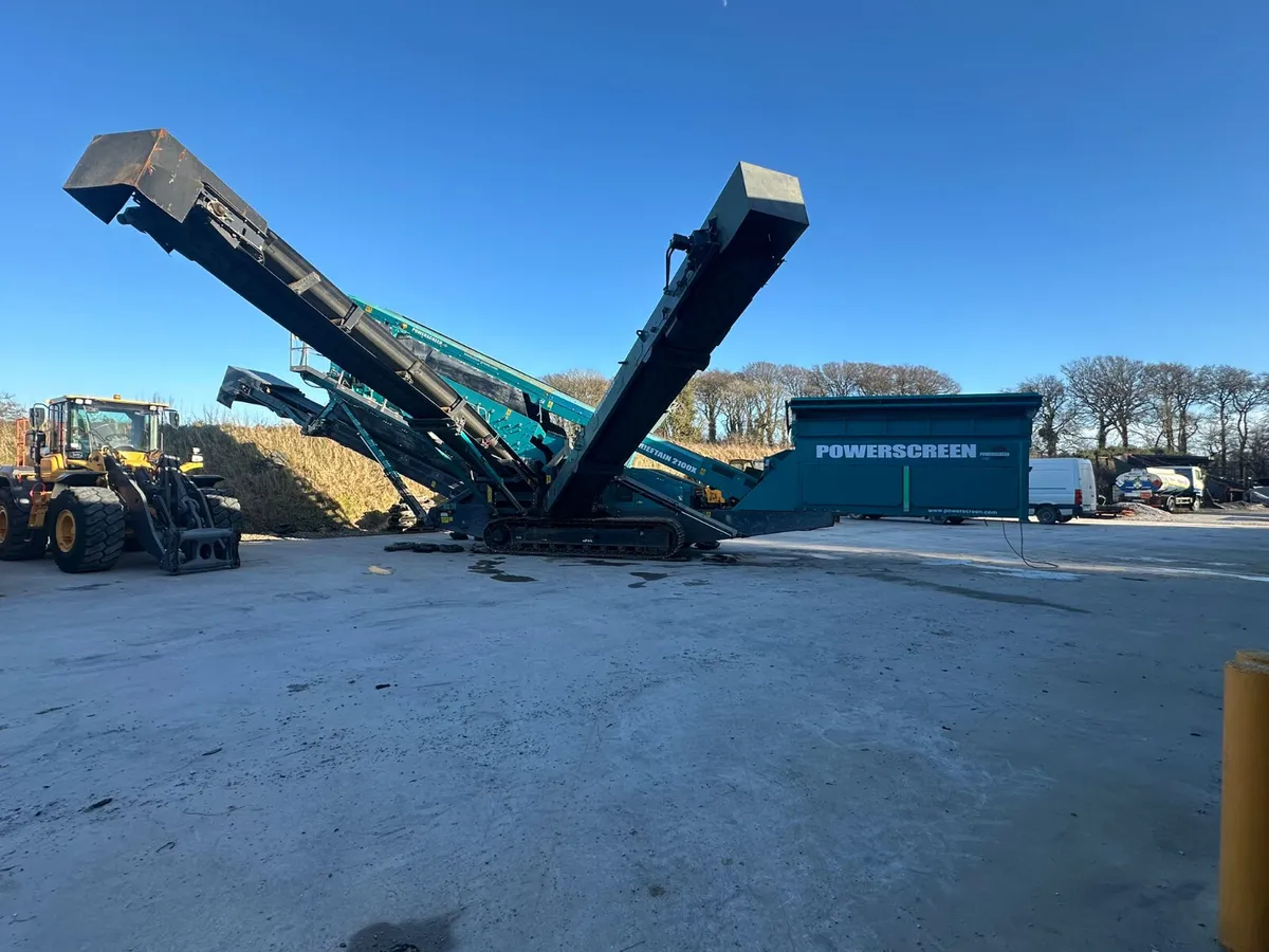 Powerscreen  2100X 3 DECK - Image 1