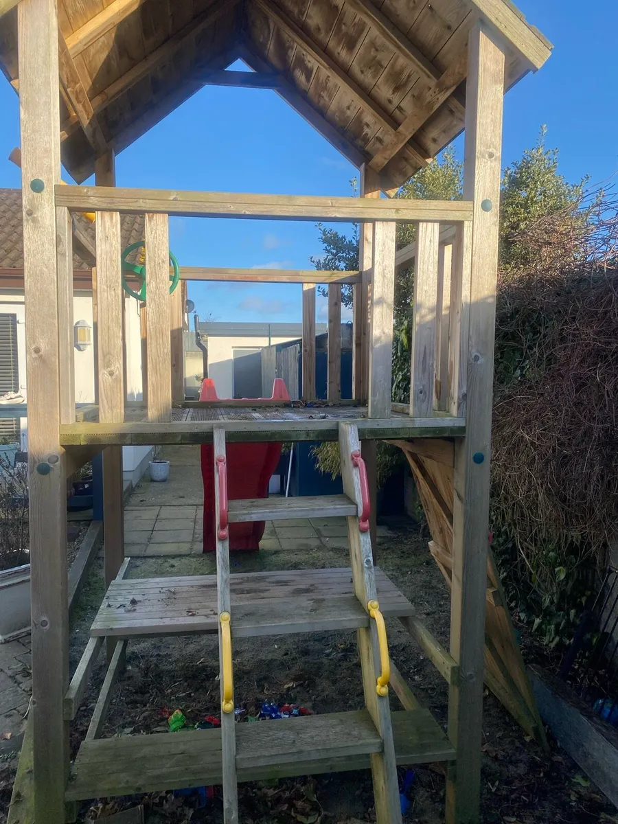 Playhouse/ Treehouse - Image 2