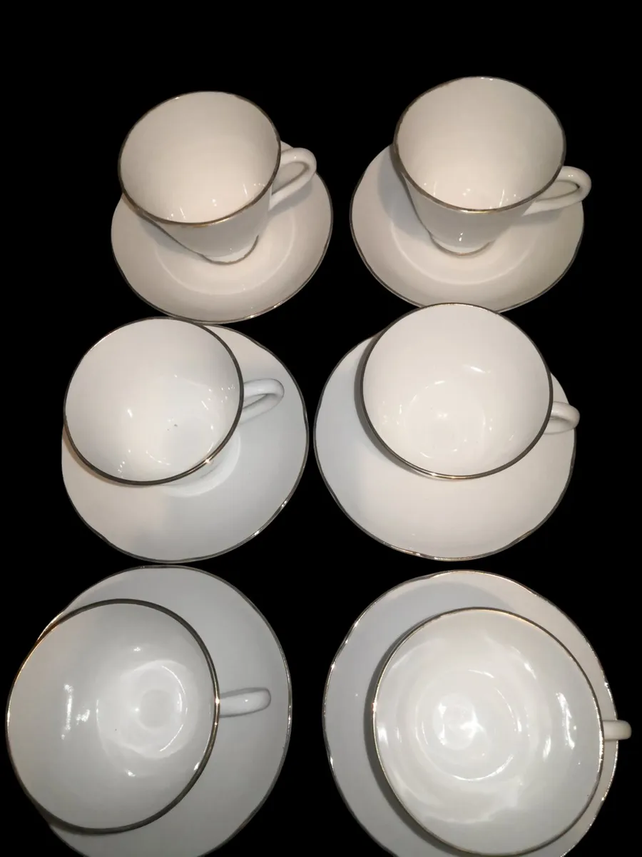 Royal Stuart white and gold set - Image 2