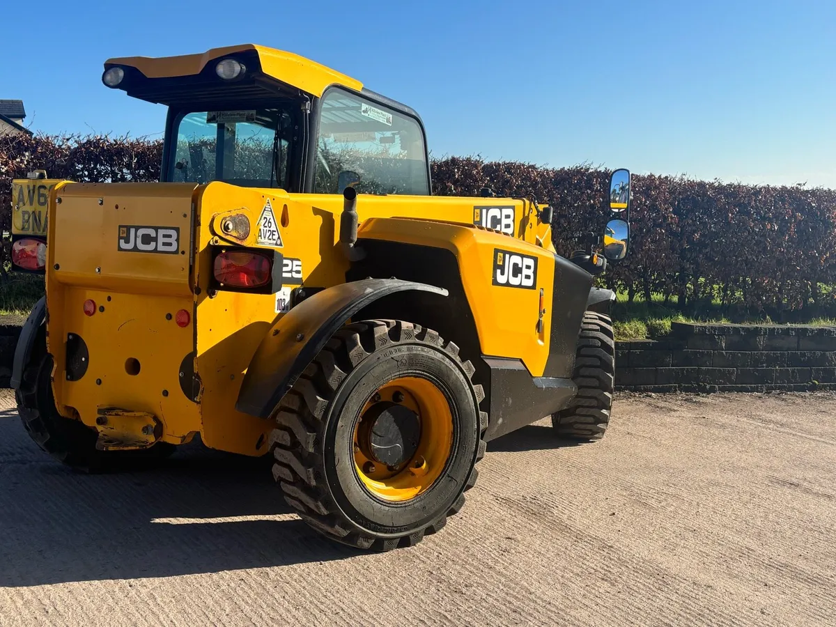 JCB 525-60 - Image 4