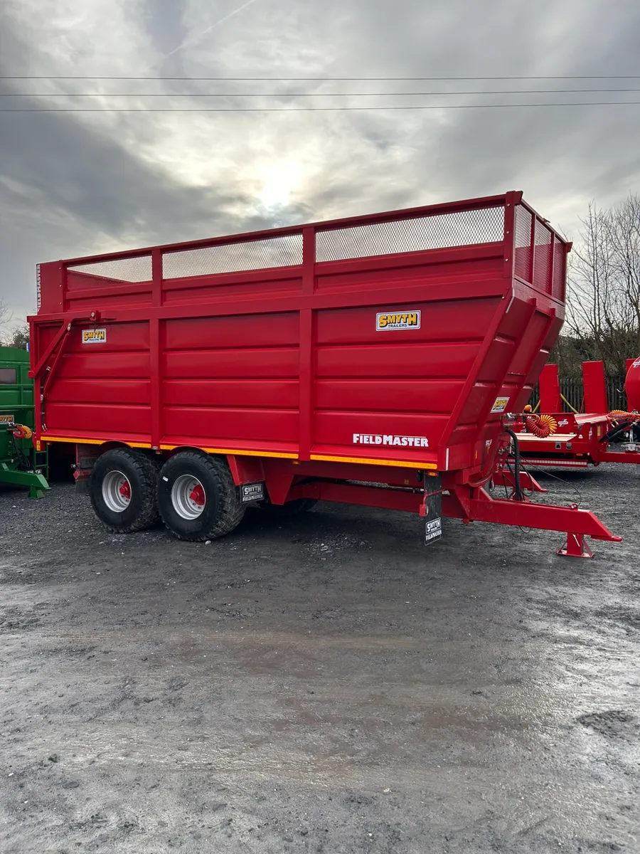 SMYTH silage trailers - Image 3
