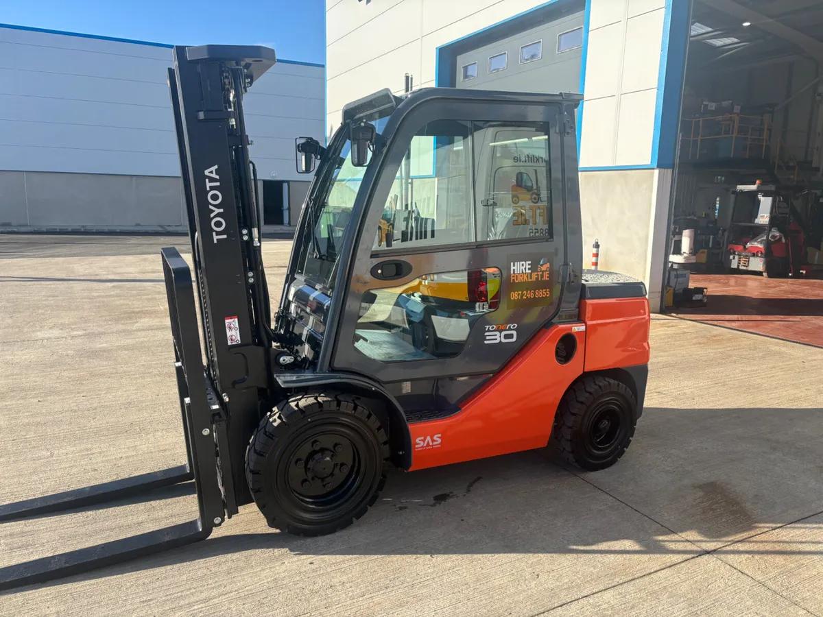 NEW Toyota Forklift - Image 3