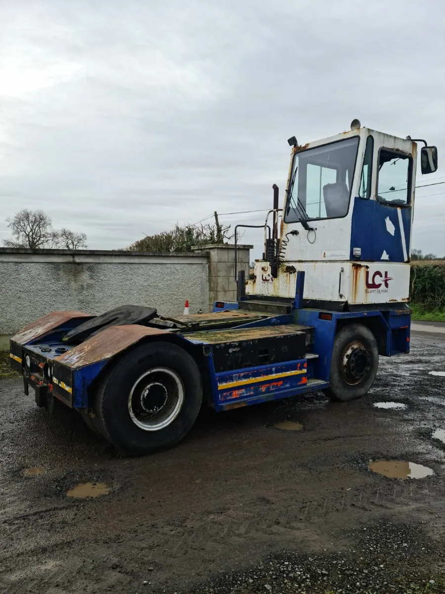 Shunter Lorry Kalmar TRX192 - Image 2