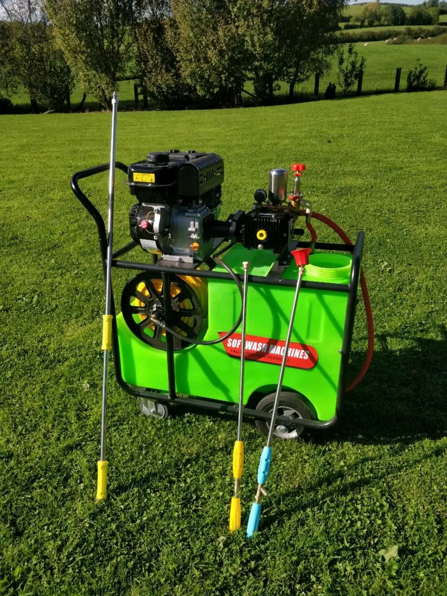 Algaecide &  Biocide  Softwash Cleaner - Image 3
