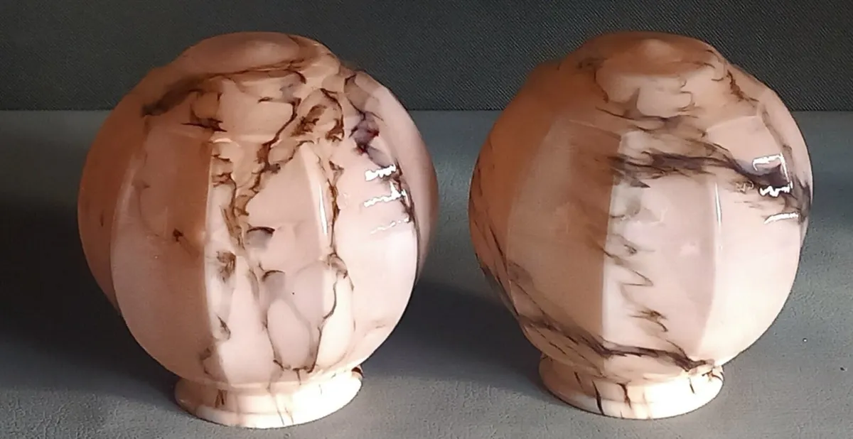 Pair of pink Bauhaus glass lampshade - Image 2