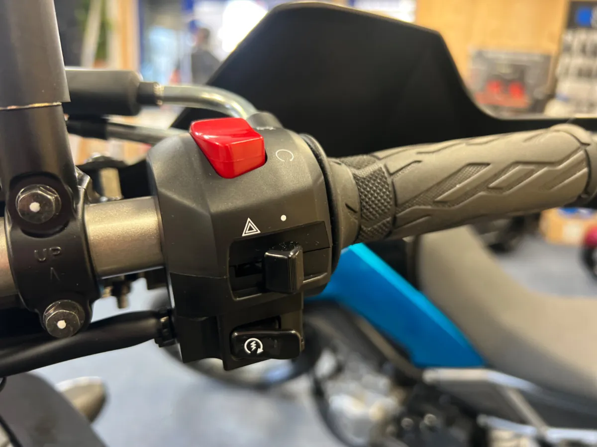 2026 Suzuki V-strom 650xt - Image 4