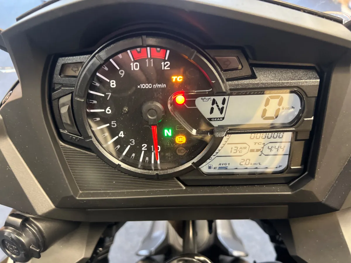 2026 Suzuki V-strom 650xt - Image 3