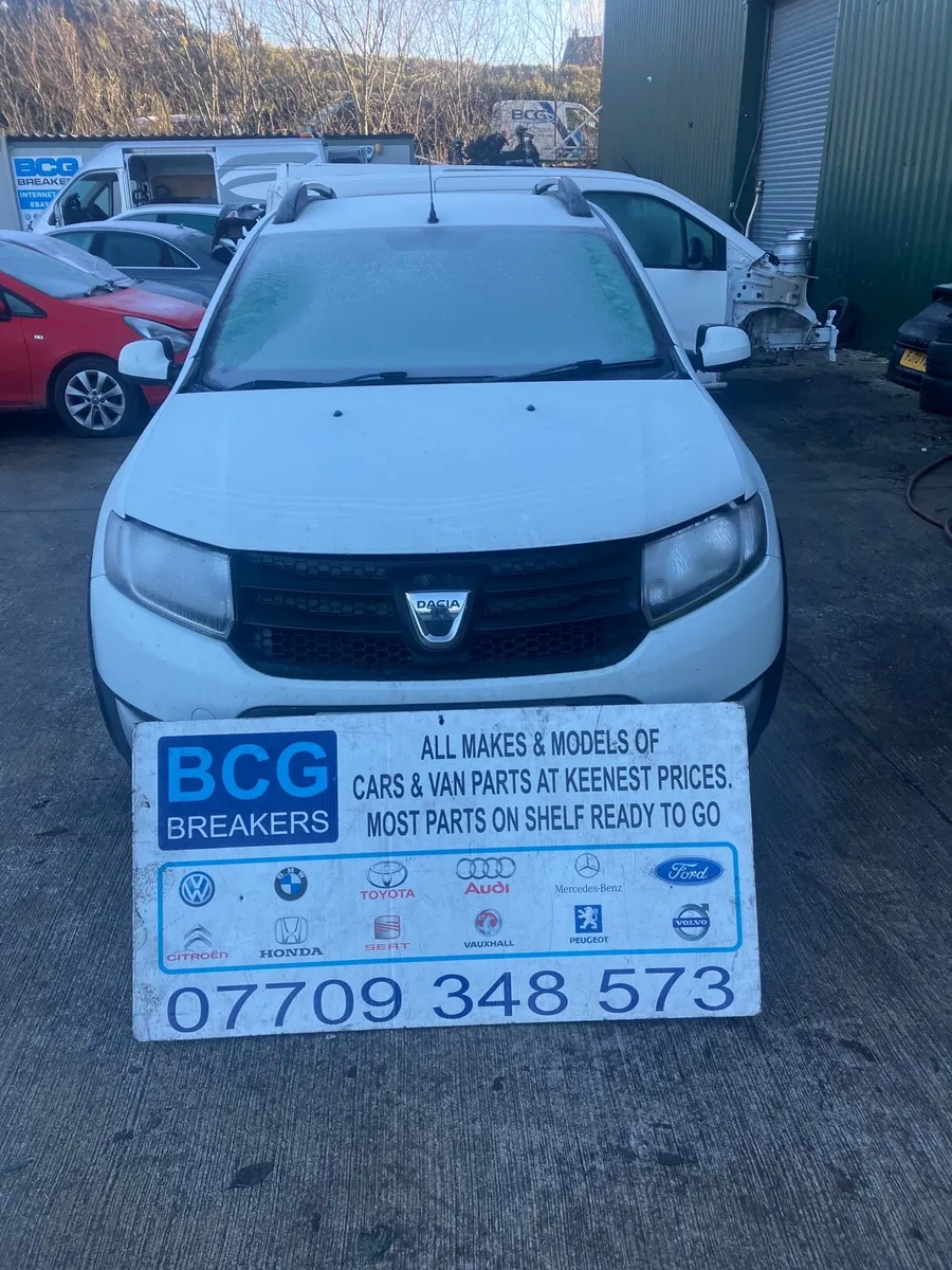 2016 Dacia Sandero stepway parts breaking