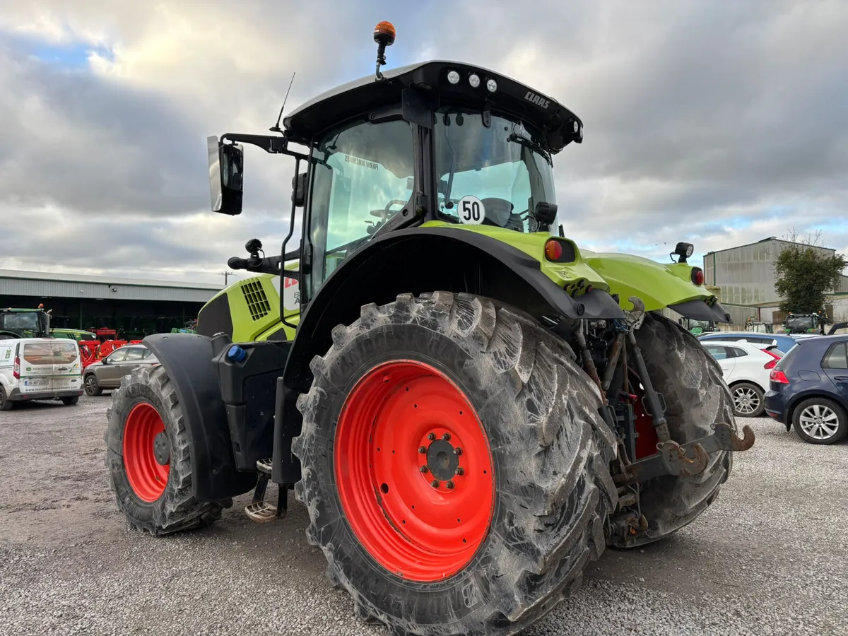 Claas Axion 810 - Image 3