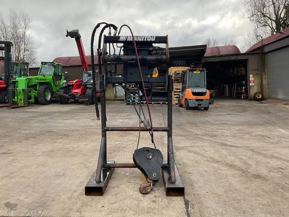Manitou  5 Ton Drop Winch - Image 1